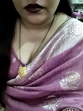 Snapshot of Mayuri77 chatting on 13, 12, 2025 Mayuri77 online show from 13, 12, 2025