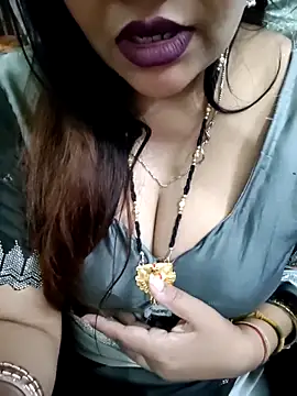 Snapshot of Mayuri77 chatting on 12, 6, 2026 Mayuri77 online show from 12, 6, 2026