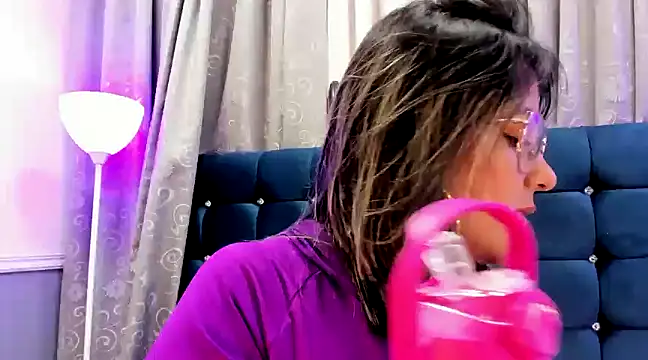 Pandoracherry online show from 21, 2, 2025