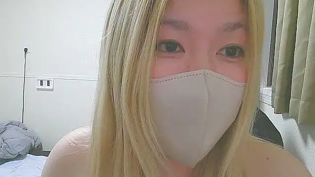 Snapshot of Remi_official chatting on 27, 10, 2025 Remi official online show from 27, 10, 2025