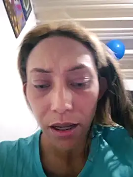 Snapshot of salome_drasin chatting on 10, 6, 2026 salome drasin online show from 10, 6, 2026