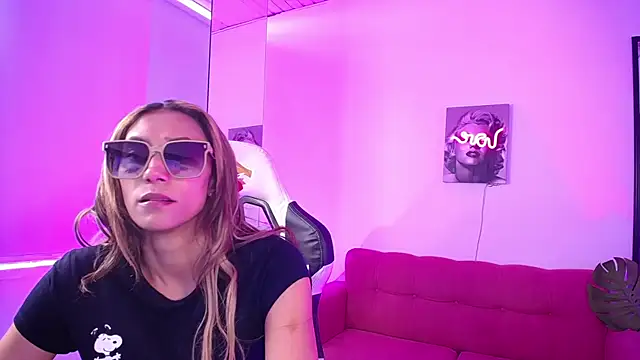 Snapshot of salome_drasin chatting on 17, 7, 2026 salome drasin online show from 17, 7, 2026