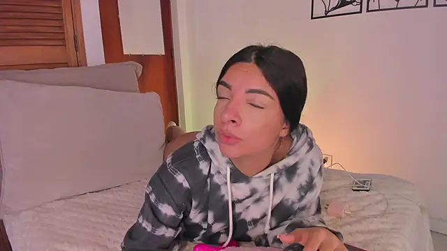 777AylinZ online show from 23, 10, 2025