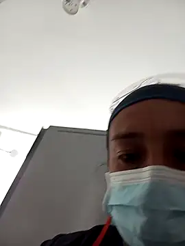 Snapshot of yaz_guzman chatting on 8, 12, 2024 yaz guzman online show from 8, 12, 2024