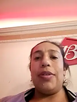 Snapshot of yaz_guzman chatting on 19, 1, 2025 yaz guzman online show from 19, 1, 2025