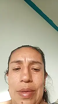 Snapshot of yaz_guzman chatting on 22, 1, 2025 yaz guzman online show from 22, 1, 2025