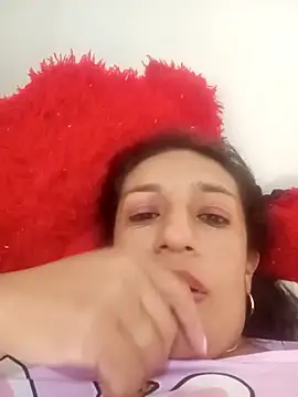 Snapshot of yaz_guzman chatting on 14, 9, 2025 yaz guzman online show from 14, 9, 2025