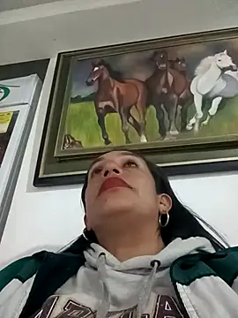 Snapshot of yaz_guzman chatting on 28, 9, 2025 yaz guzman online show from 28, 9, 2025