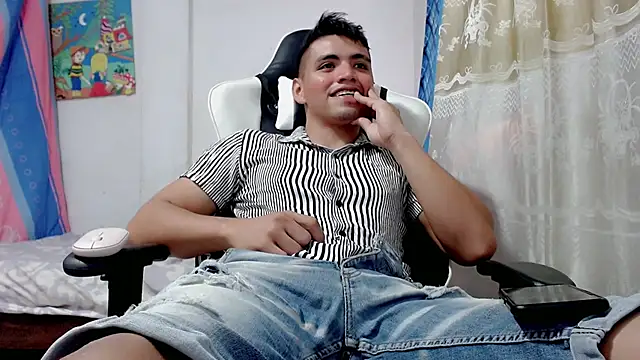 danilo302209 online show from 25, 2, 2025