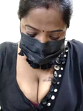 Snapshot of sheela28 chatting on 7, 12, 2024 sheela28 online show from 7, 12, 2024