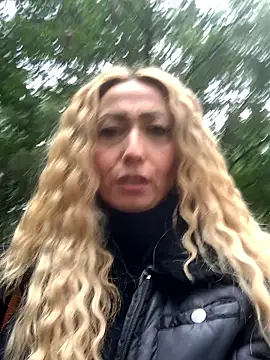 harleyejoker1 online show from 14, 1, 2026