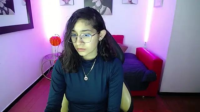 Snapshot of Lili_Gomez_ chatting on 23, 1, 2025 Lili Gomez online show from 23, 1, 2025