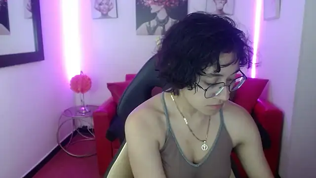 Snapshot of Lili_Gomez_ chatting on 2, 2, 2025 Lili Gomez online show from 2, 2, 2025
