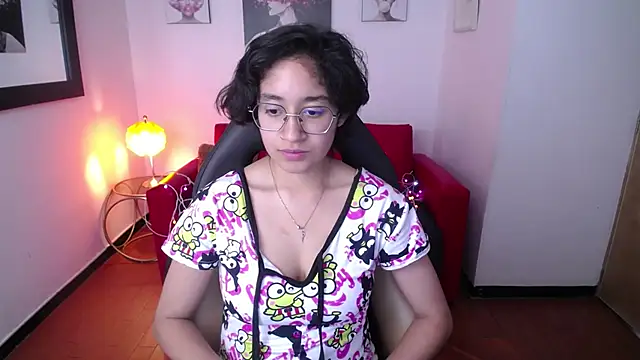 Snapshot of Lili_Gomez_ chatting on 15, 2, 2025 Lili Gomez online show from 15, 2, 2025