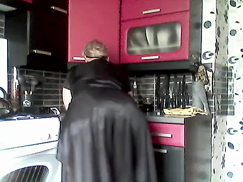 Snapshot of Lisa_Suzie chatting on 15, 5, 2026 Lisa Suzie online show from 15, 5, 2026