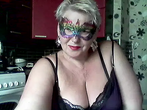 Snapshot of Lisa_Suzie chatting on 22, 5, 2026 Lisa Suzie online show from 22, 5, 2026