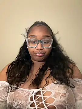Snapshot of Joy_Tsubaki chatting on 14, 12, 2024 Joy Tsubaki online show from 14, 12, 2024