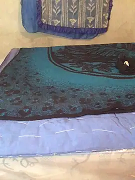 manuamador online show from 17, 12, 2025