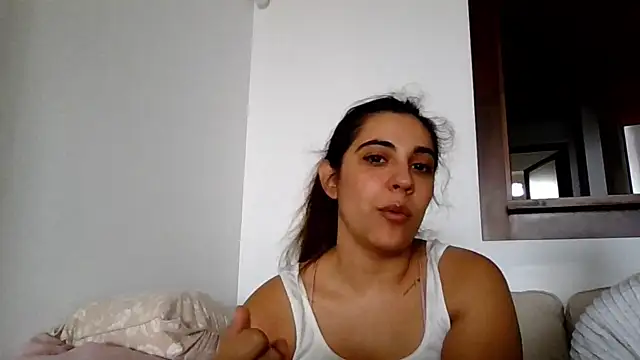 Snapshot of Ursumi1 chatting on 15, 10, 2025 Ursumi1 online show from 15, 10, 2025