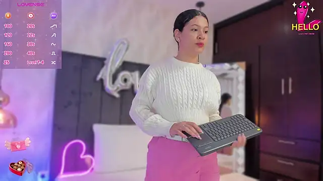 SHARONN     online show from 18, 2, 2025