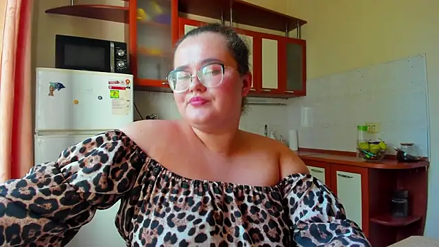 Jessica Joy online show from 12, 9, 2025