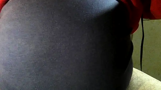 Snapshot of angel0_voglioso chatting on 5, 1, 2025 angel0 voglioso online show from 5, 1, 2025