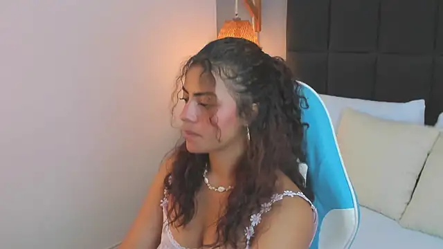 Snapshot of yaya23x chatting on 15, 2, 2025 yaya23x online show from 15, 2, 2025