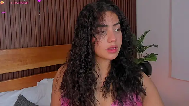 Snapshot of yaya23x chatting on 20, 10, 2025 yaya23x online show from 20, 10, 2025