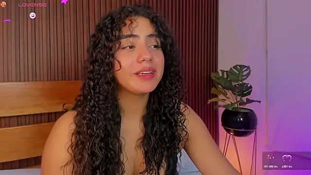 Snapshot of yaya23x chatting on 5, 11, 2025 yaya23x online show from 5, 11, 2025