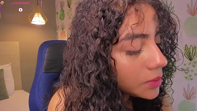 Snapshot of yaya23x chatting on 6, 11, 2025 yaya23x online show from 6, 11, 2025