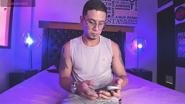 JoshMillerr  online show from 20, 2, 2025