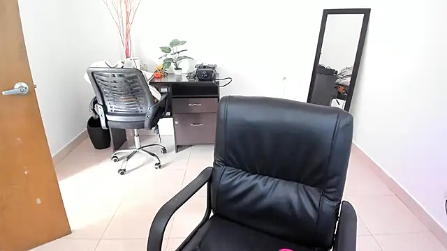 Adele Sweett online show from 14, 3, 2025