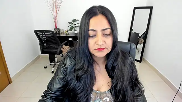 Adele Sweett online show from 21, 3, 2025