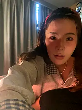 Snapshot of ChuChu1991 chatting on 5, 11, 2025 ChuChu1991 online show from 5, 11, 2025