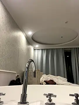 Snapshot of ChuChu1991 chatting on 30, 11, 2025 ChuChu1991 online show from 30, 11, 2025