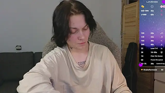 esajukyy online show from 20, 4, 2026