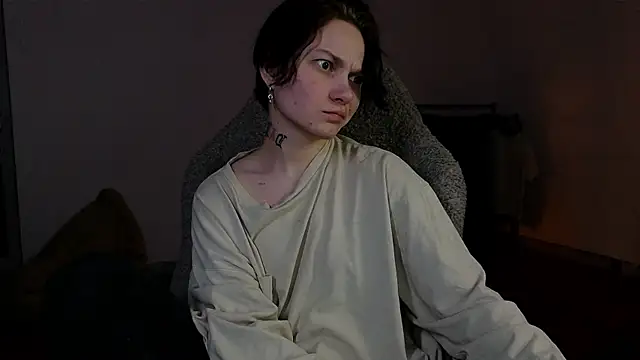 esajukyy online show from 18, 5, 2026