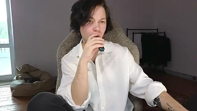 Snapshot of esajukyy chatting on 22, 7, 2026 esajukyy online show from 22, 7, 2026