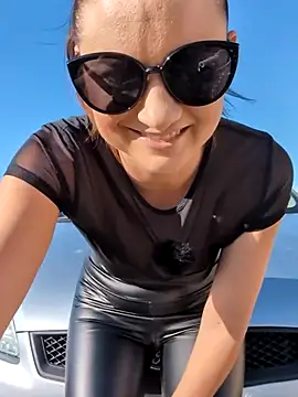 Snapshot of Samira-Summer chatting on 14, 3, 2026 Samira-Summer online show from 14, 3, 2026