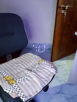 Olivia3 online show from 31, 10, 2025