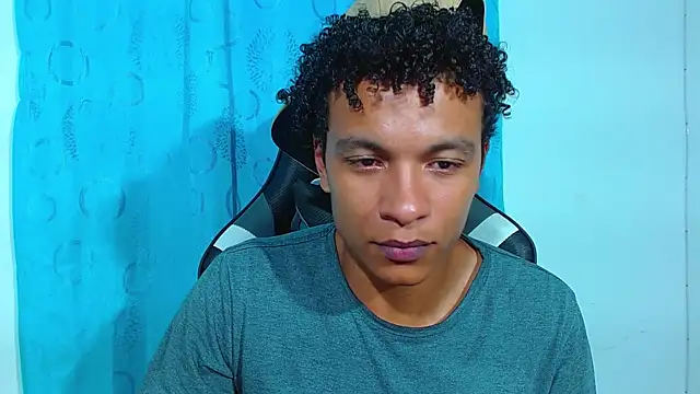 Snapshot of Black_Diamon_ chatting on 12, 3, 2025 Black Diamon online show from 12, 3, 2025