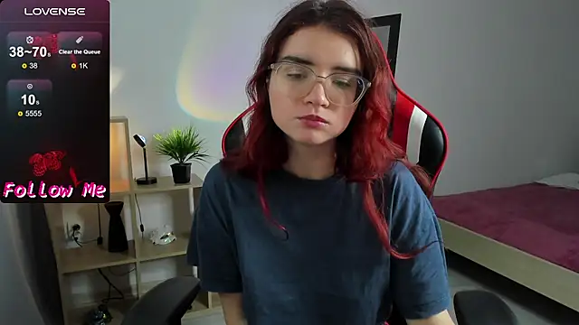 Snapshot of Sonya_Glen chatting on 11, 12, 2024 Sonya Glen online show from 11, 12, 2024