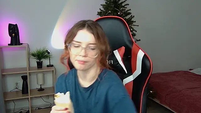 Snapshot of Sonya_Glen chatting on 15, 1, 2025 Sonya Glen online show from 15, 1, 2025