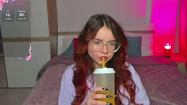 Snapshot of Sonya_Glen chatting on 19, 1, 2025 Sonya Glen online show from 19, 1, 2025