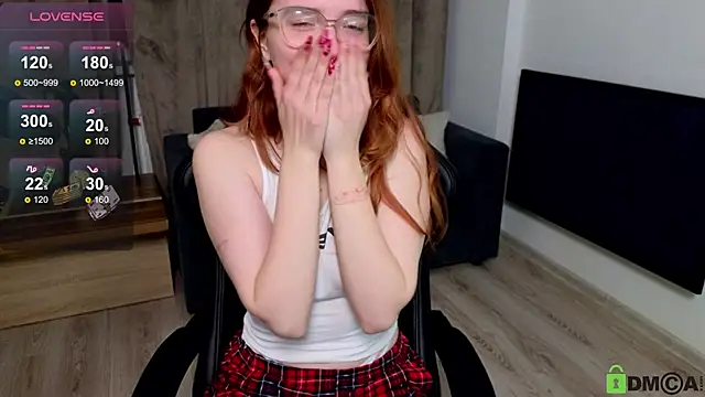 Snapshot of Sonya_Glen chatting on 15, 3, 2025 Sonya Glen online show from 15, 3, 2025