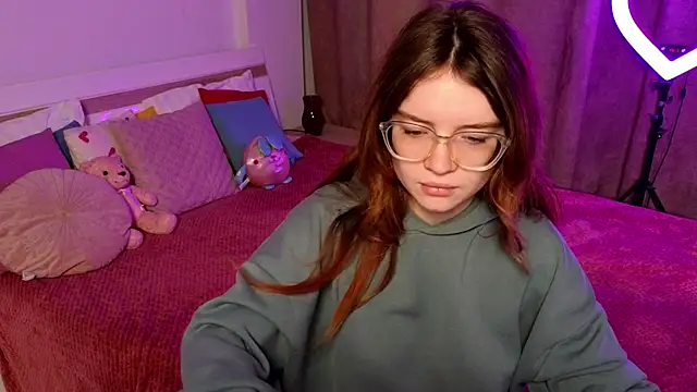 Snapshot of Sonya_Glen chatting on 20, 3, 2025 Sonya Glen online show from 20, 3, 2025