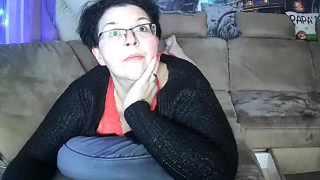 MissSharp online show from 27, 12, 2024