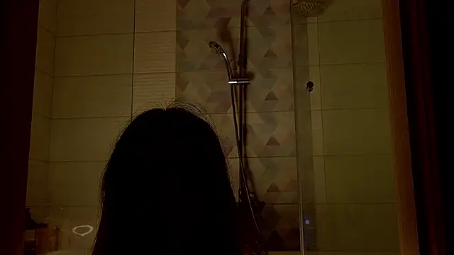 MissFreyaX online show from 14, 1, 2025