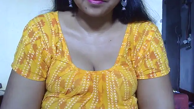 Snapshot of Suhana-sapna chatting on 12, 9, 2025 Suhana-sapna online show from 12, 9, 2025