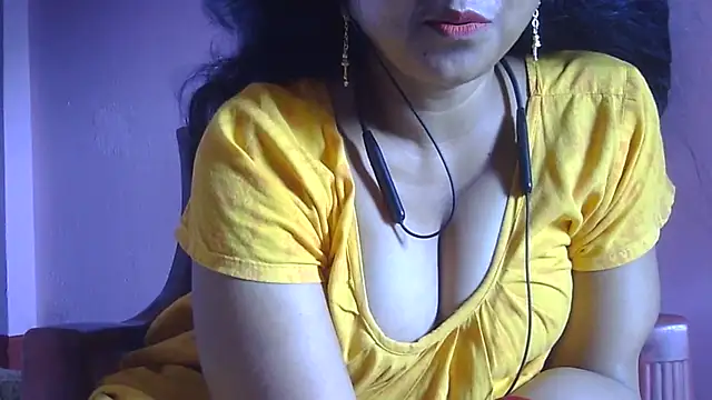 Snapshot of Suhana-sapna chatting on 3, 7, 2026 Suhana-sapna online show from 3, 7, 2026